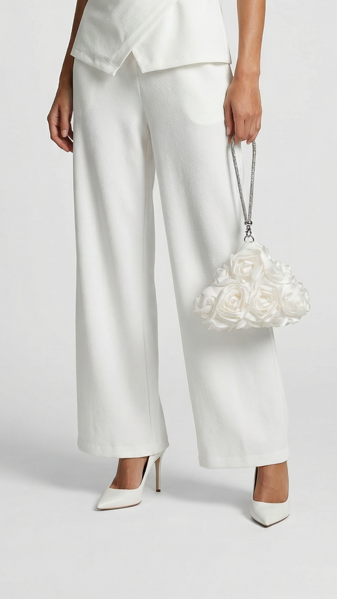 High-Waisted Fluid Wide-Leg Trousers in White