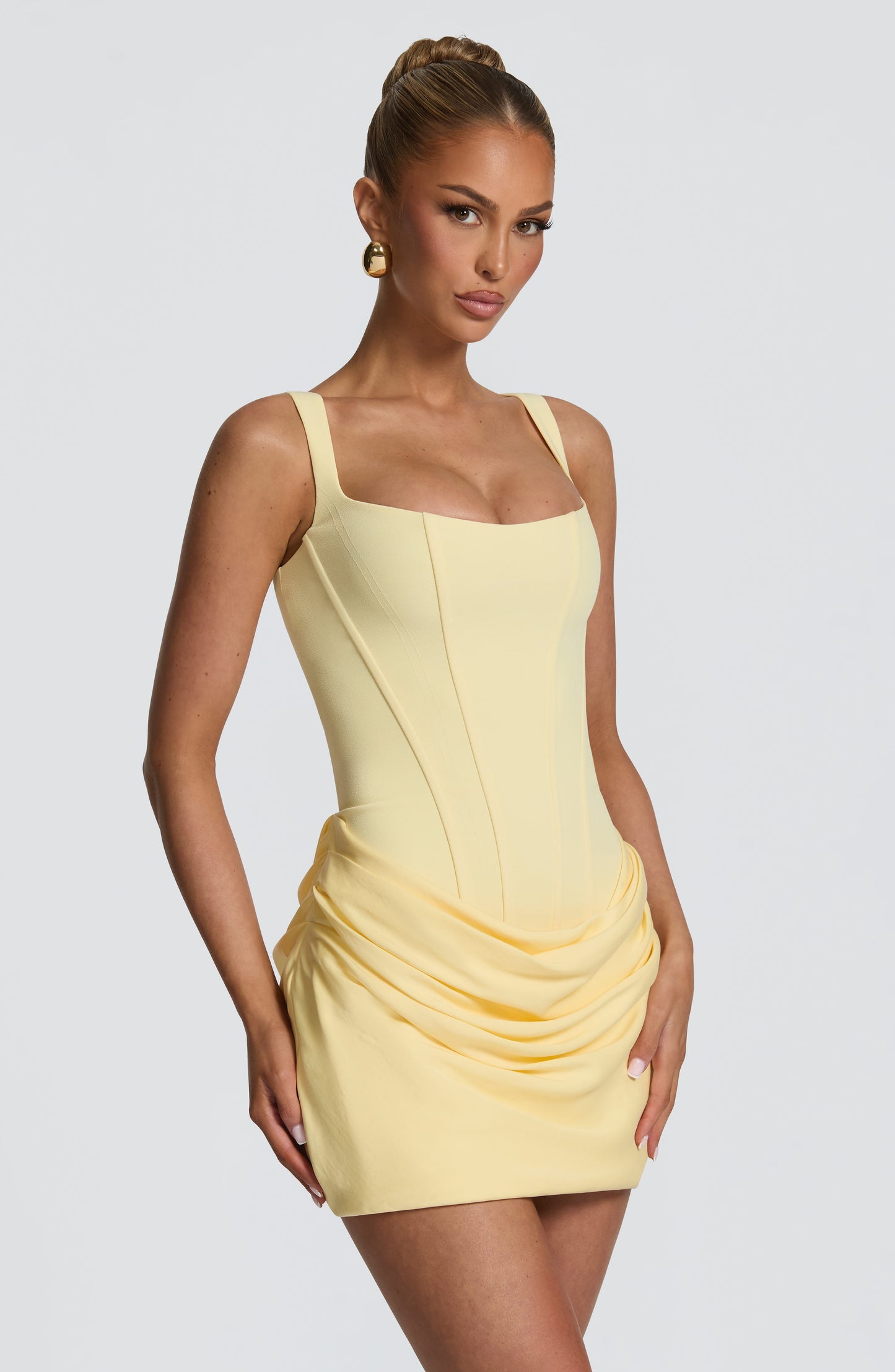 Mini Dress - Elegant and Chic Style