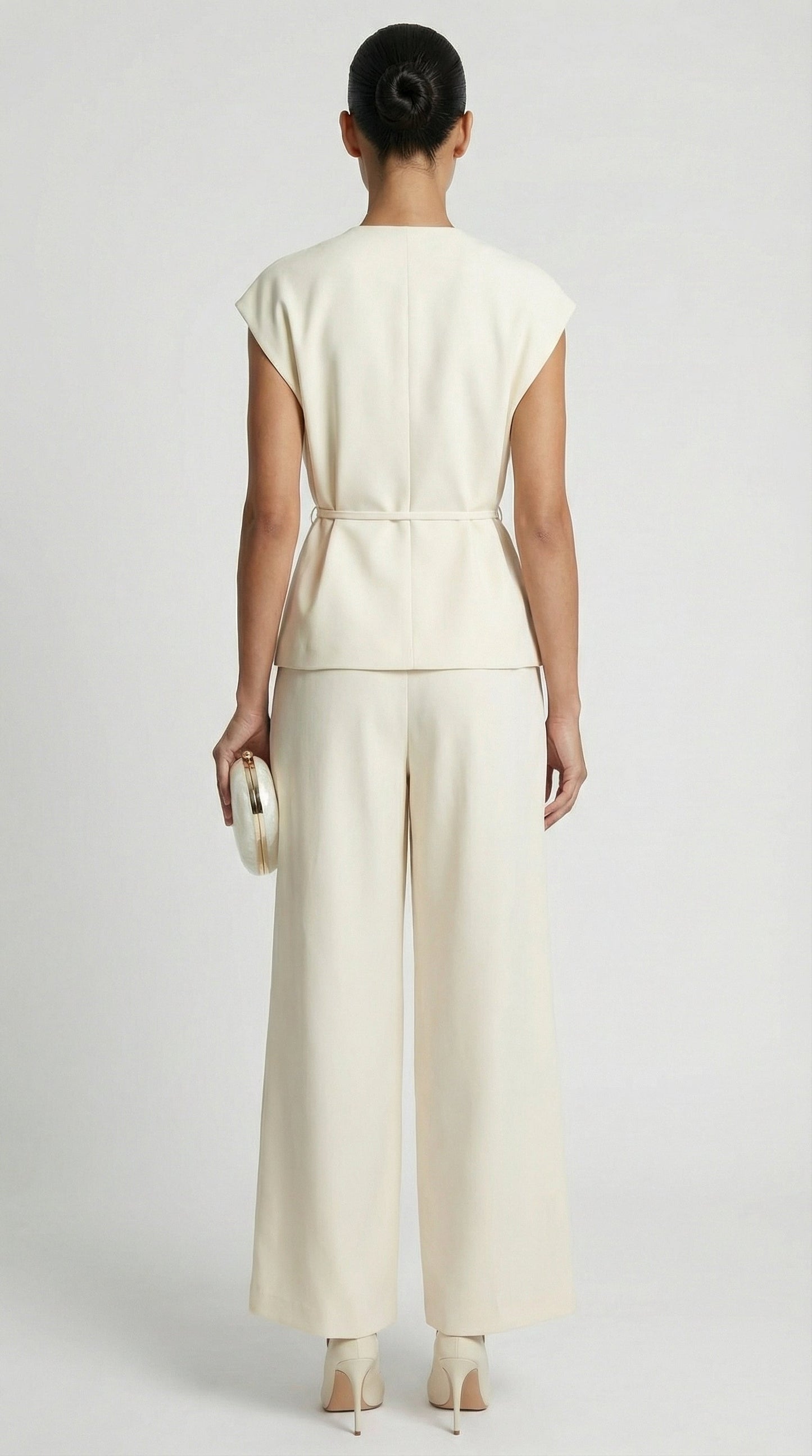Wide-Leg Tailored Trousers in Ivory