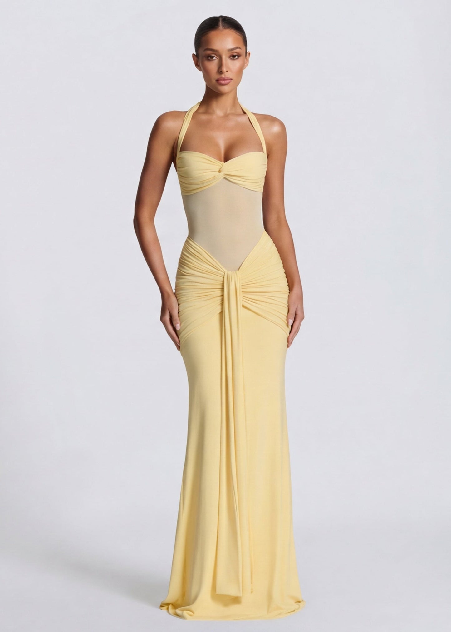 Chic Hourglass Gown with Elegant Silhouette
